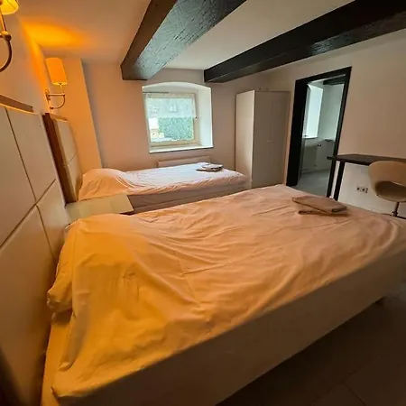 Grosse Monteurwohnung - 7 Personen - Kueche Wifi Tv *